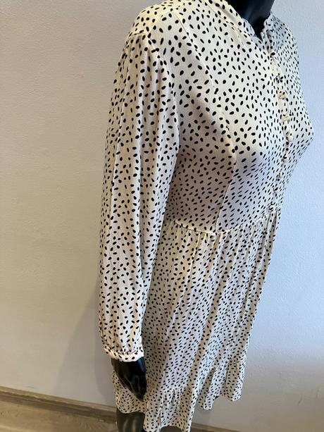 Dámske vzorované šaty maslovo čierne mango (m), mango,m