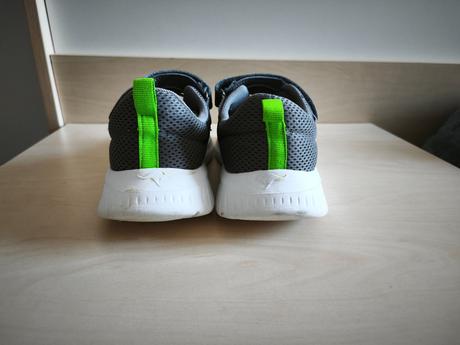 Tenisky, kangaroos,35