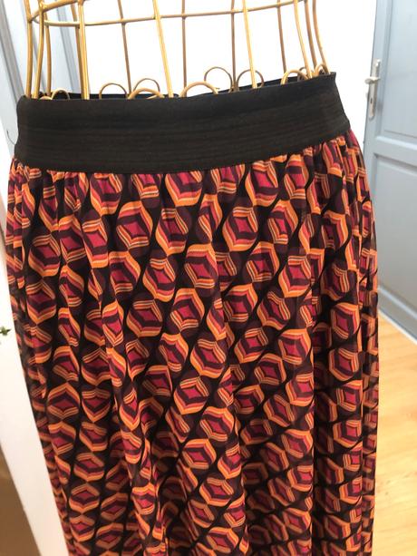 Zero luxusná sukňa, 42