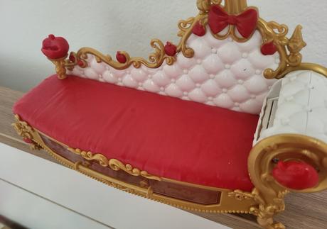 Posteľ/pohovka pre bábiku apple white, 