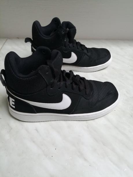Botasky znackove nike,  cienobiele vel. 38, nike,38