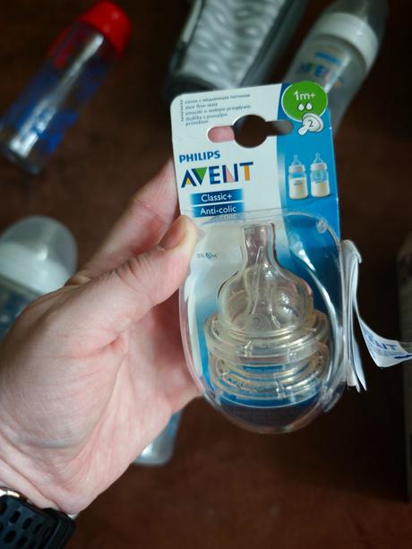 Fľašky, cumle na fľašku, sáčky na mlieko, termo na, 