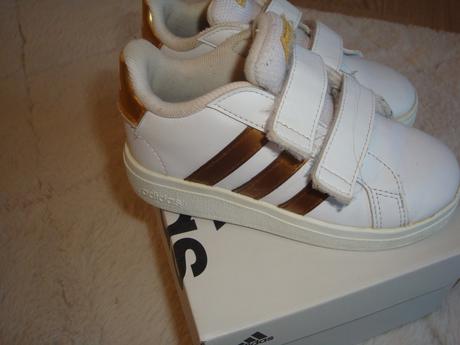 Krásne tenisky, adidas,26