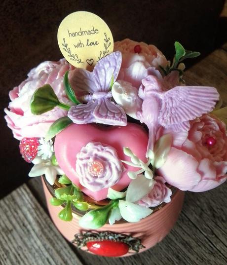 Mydlová malá kytička ,,vintage,,,