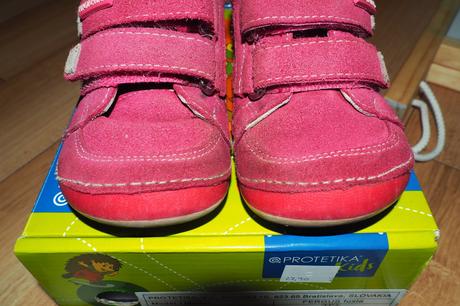 Protetika fergus fuxia velk. 22, protetika,22