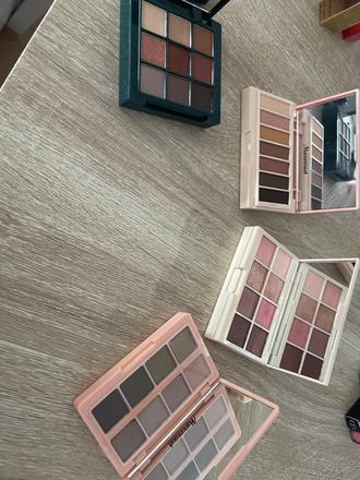 Paletky očných tieňov, 