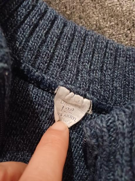 Stylovy svetrik v.128, 128