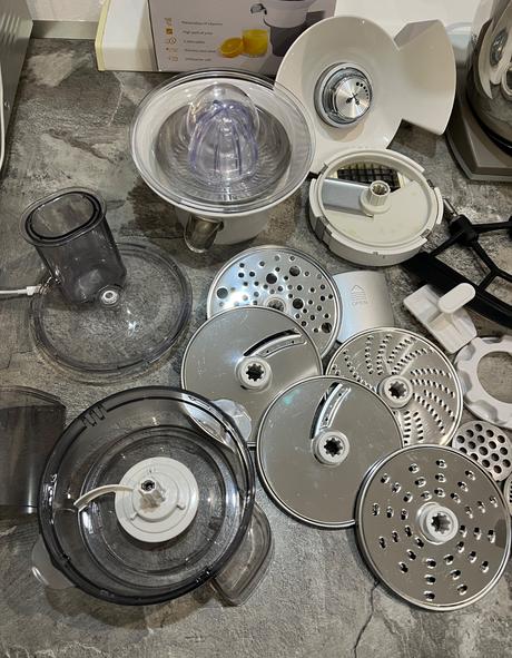 Eta gratus 0028 90030 kuchynský robot, eta