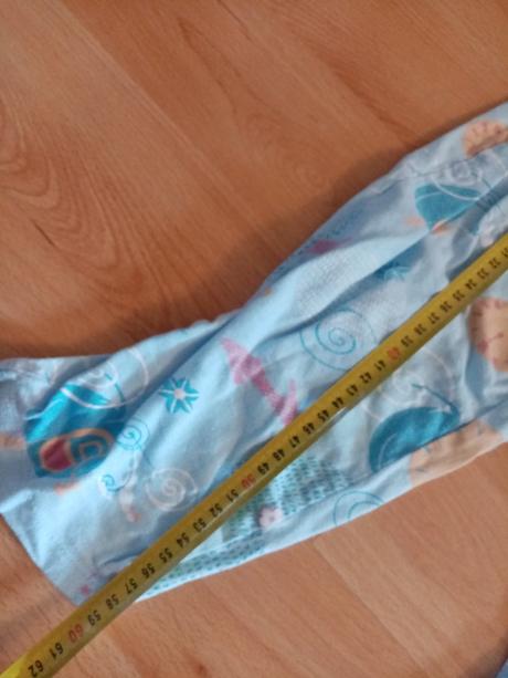 Pyžamko popoluška 110 /116, sinsay,110