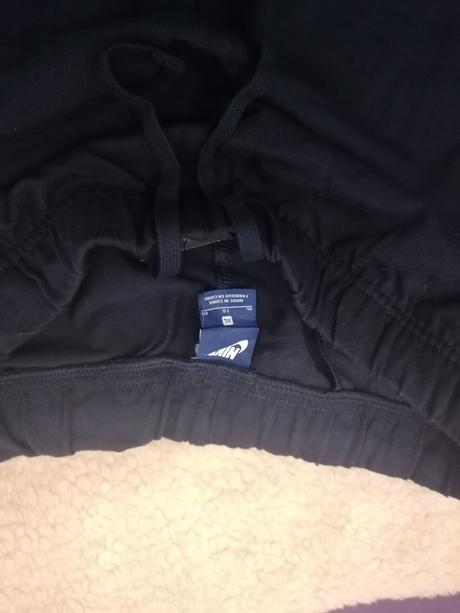 Šortky už aj s poštou, nike,xl