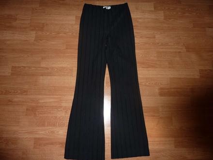 Spolocenske nohavice, 38