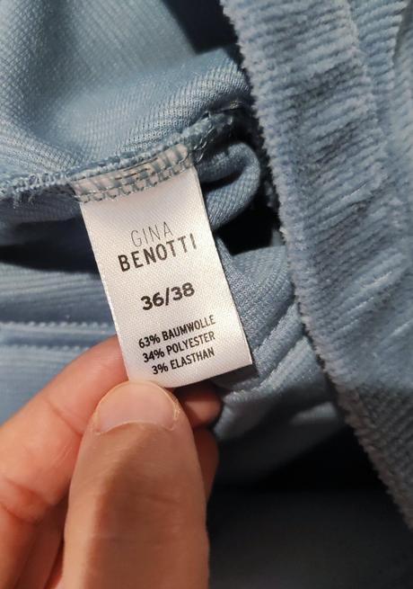 Menčestrové jegginy, s