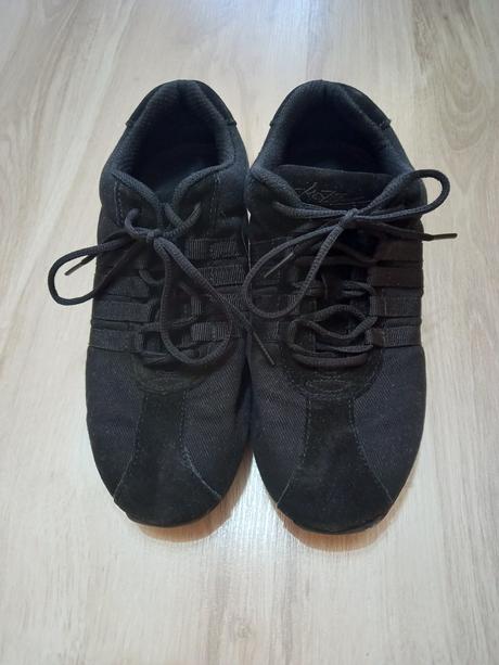 Tenisky tanečné, 25