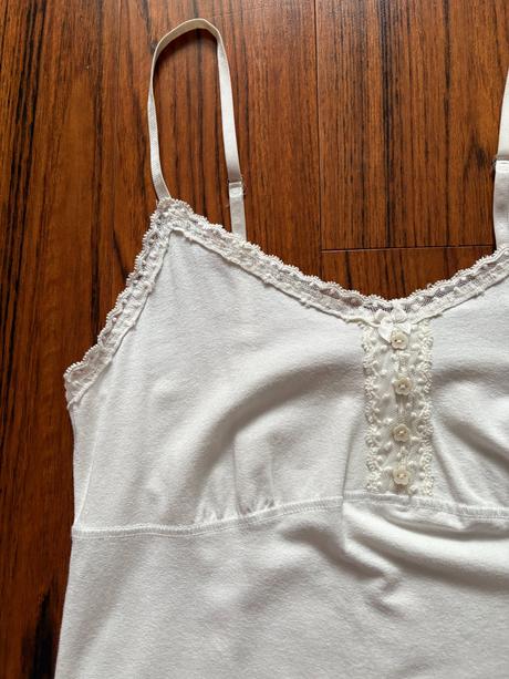 Biele šaty s čipkou, s