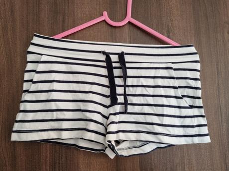 Šortky, h&m,134