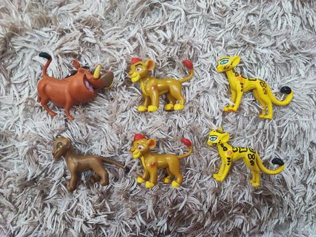 Figúrky leví kráľ, 