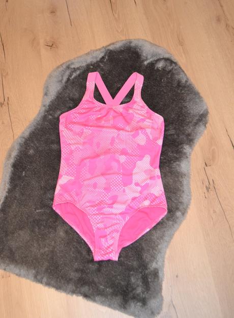 Dievčenské jednodielne plavky nike optic camo cros, nike,140