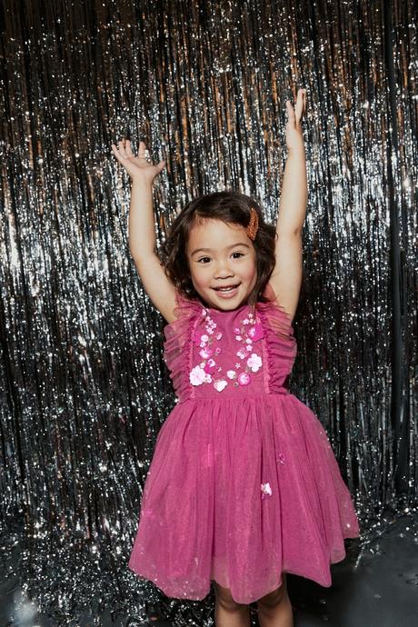 Nádherné vyšívané tylové spoločenské šaty next, next,128