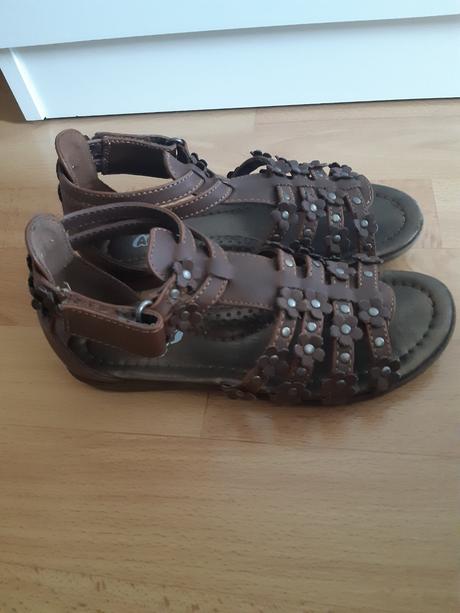 Sandálky, agaxy,31