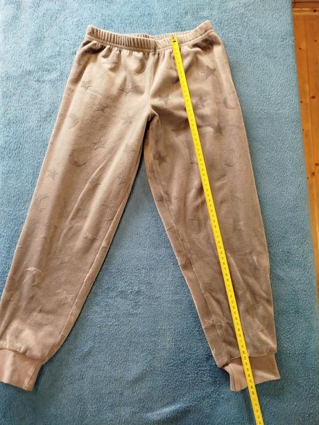 Teplučké pyžamko s lamou, 128