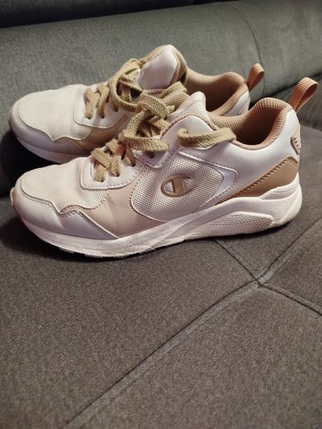 Tenisky, champion,36