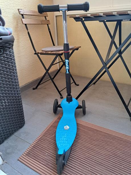 Kolobežka trojkolka,