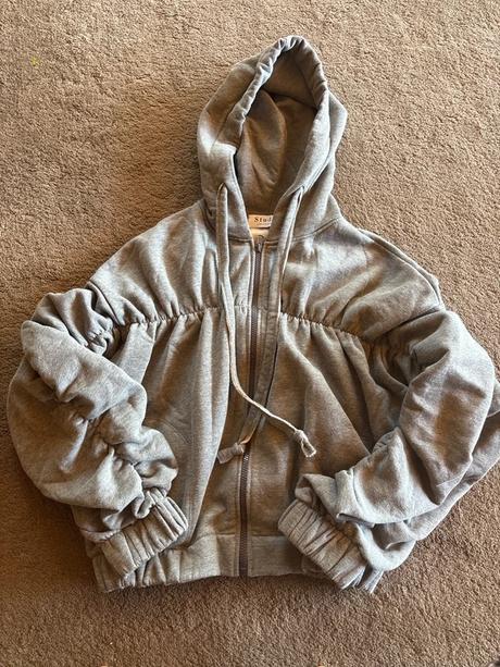 Mikina studio loungewear, 
