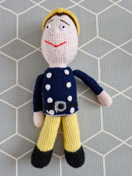 Požiarnik sam - háčkovaný, 