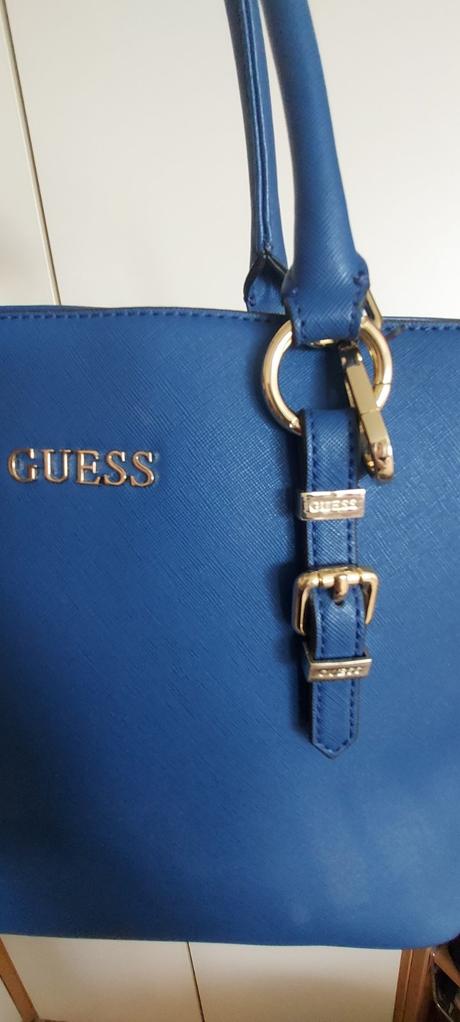 Kabelka guess, guess