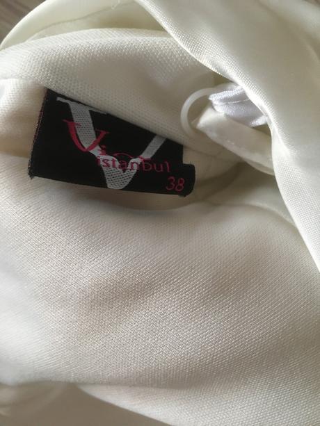 Spoločenské šaty, 38