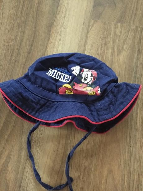 Letní klobouček mickey, c&a,80