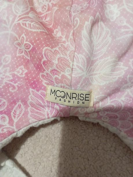 Čiapka moonrise, 110