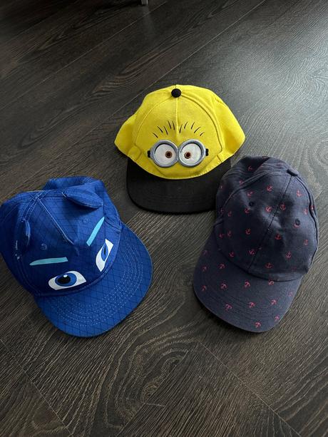 Šiltovka pj masks plus dve, h&m,92