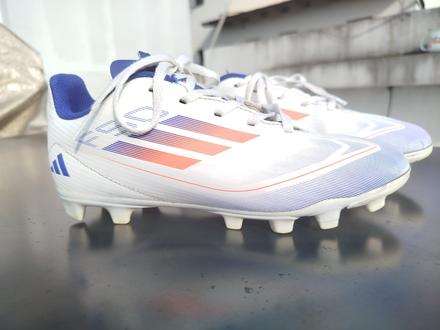 Chlapčenské kopačky, adidas,35