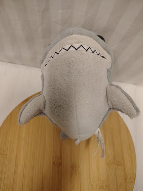 Plyšový sivo biely žralok, ocean buddies, 27 cm, 