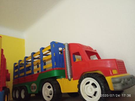 Predám detské autá, 