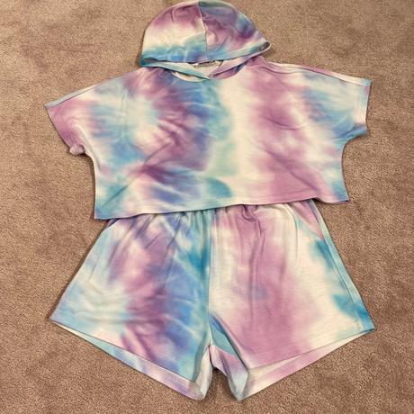 Batikovaná súprava, 152