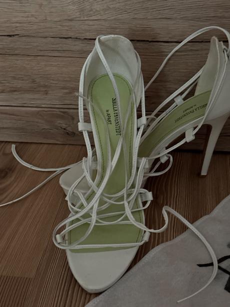 Dámske kožené sandále na šňurovanie, 38