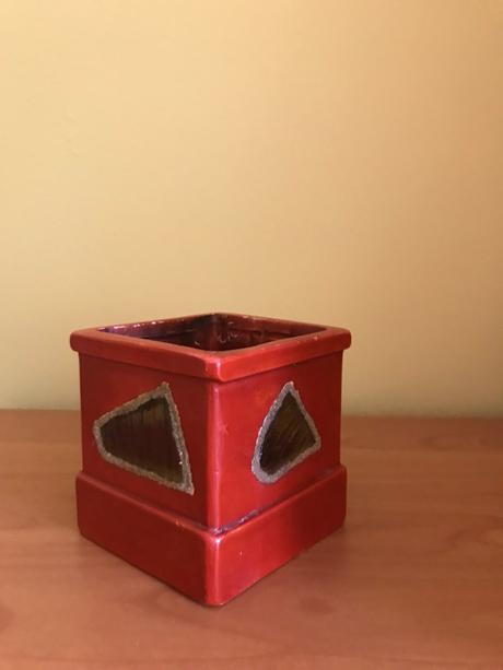 Keramický svietnik na čajovú sviečku,