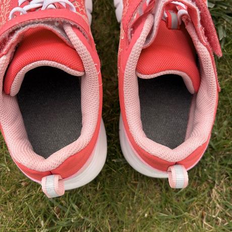 Ľahké tenisky s bielou podrážkou, decathlon,35