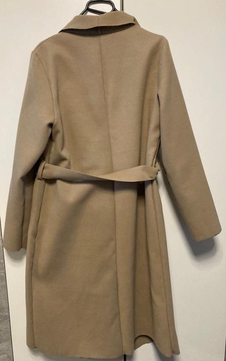 Krásny béžový kabát, m