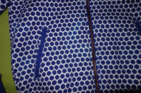 Bodkovana bundicka joules, 152