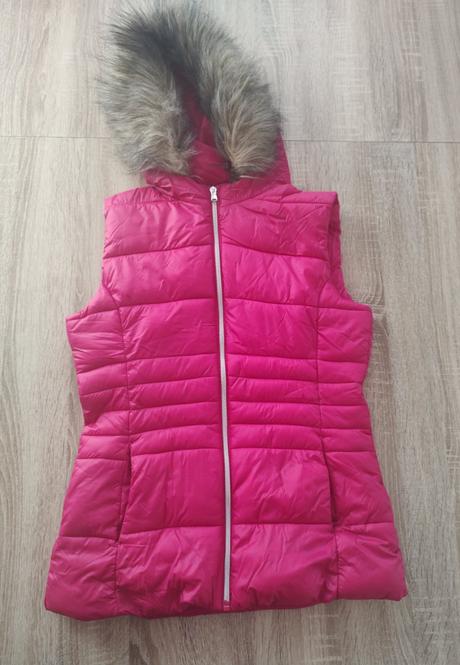 Dievčenská šuštiaková vesta veľ.152, f&f,152