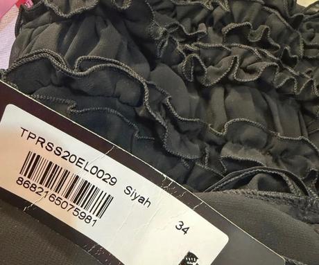 Čierne šifónové šaty s volánmi - elegantné, 34 / xs