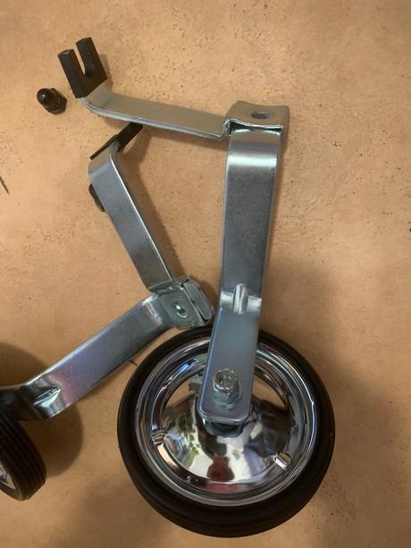 Pomocné kolieska, 14