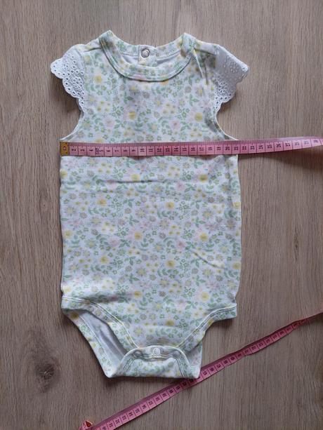 Dievcenske body s cipkou vel.74/80, tchibo,74