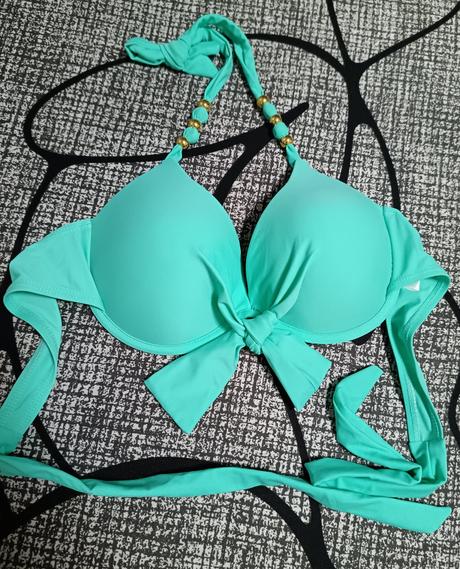 Tyrkysové plavky, m