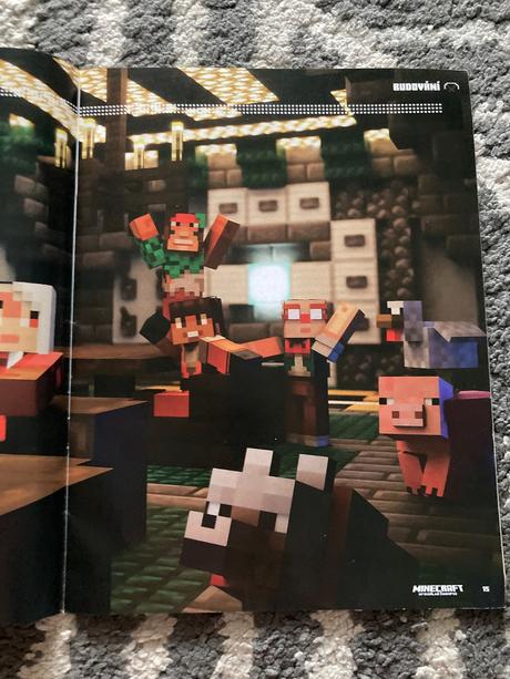 Minecraft oficiálny časopis a veľký plagát, 