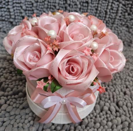 Ružový box na všetky príležitosti, 