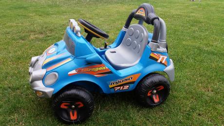 Elektrické autíčko,